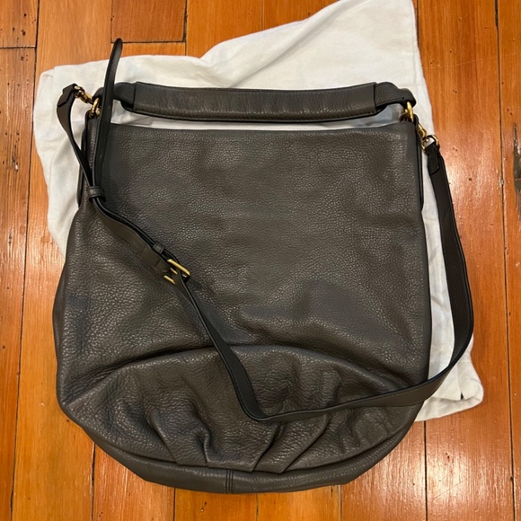 Brand New: Marc by Marc Jacobs Hobo Cross Body Purse Bag - Picture 4 of 6